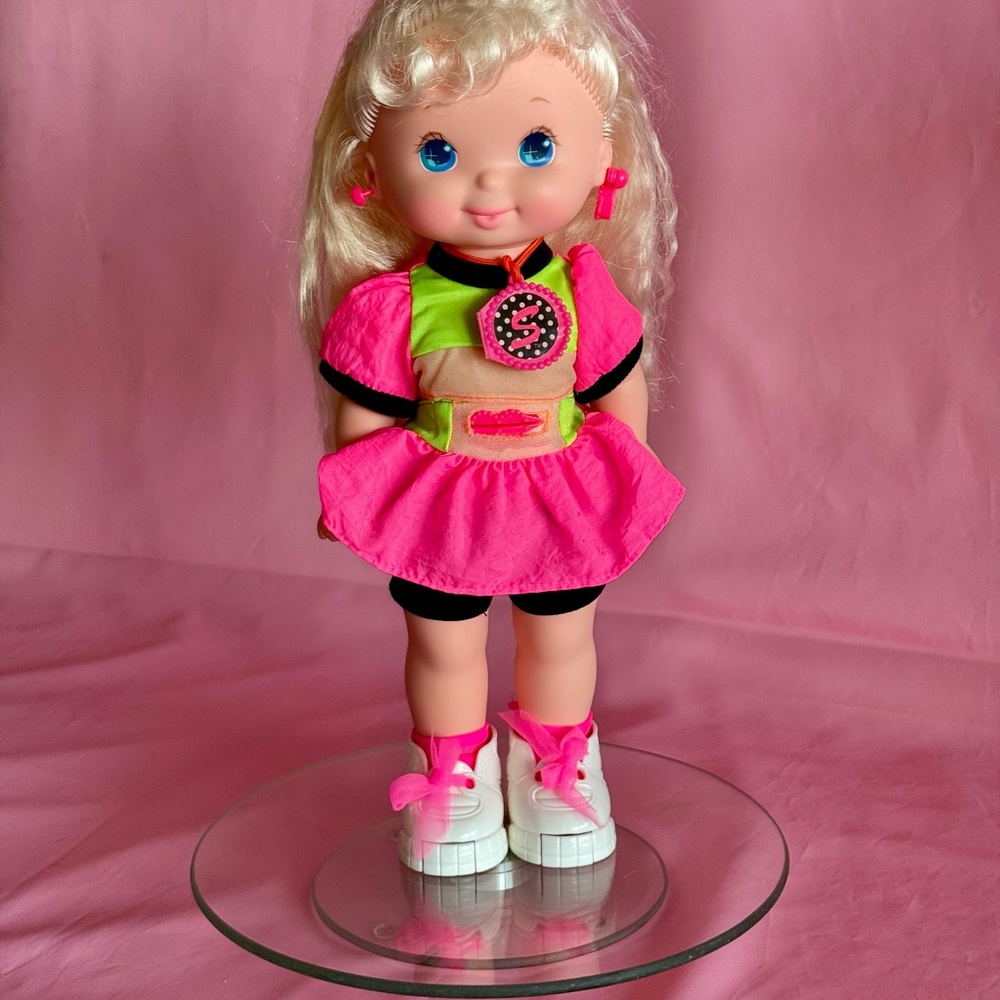 VINTAGE DOLL MATTEL 1992 SALLY SECRETS